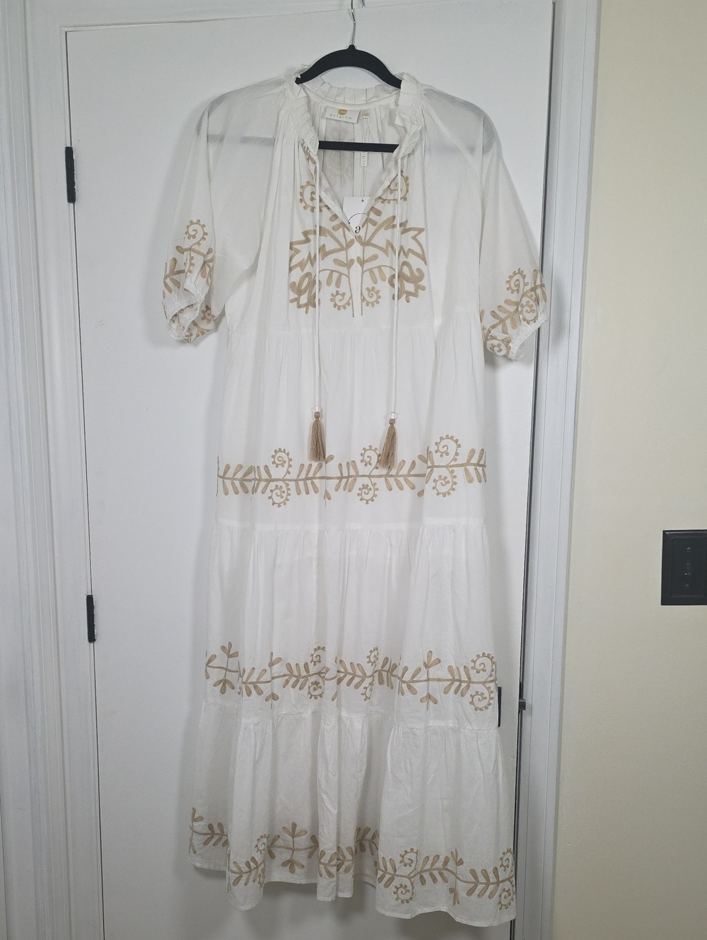 NWT I AM PYLGRYM Julia Maxi Dress White Gold Imperial Aari Embroidery, Size M